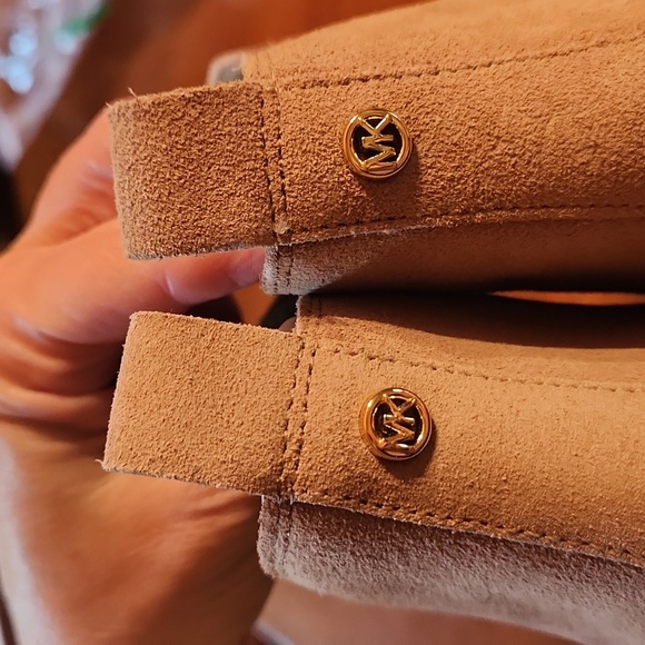 NEW Michael Kors Evaline Suede Heeled Ankle Boots, Size 9.5, Camel & Brown - Picture 10 of 11